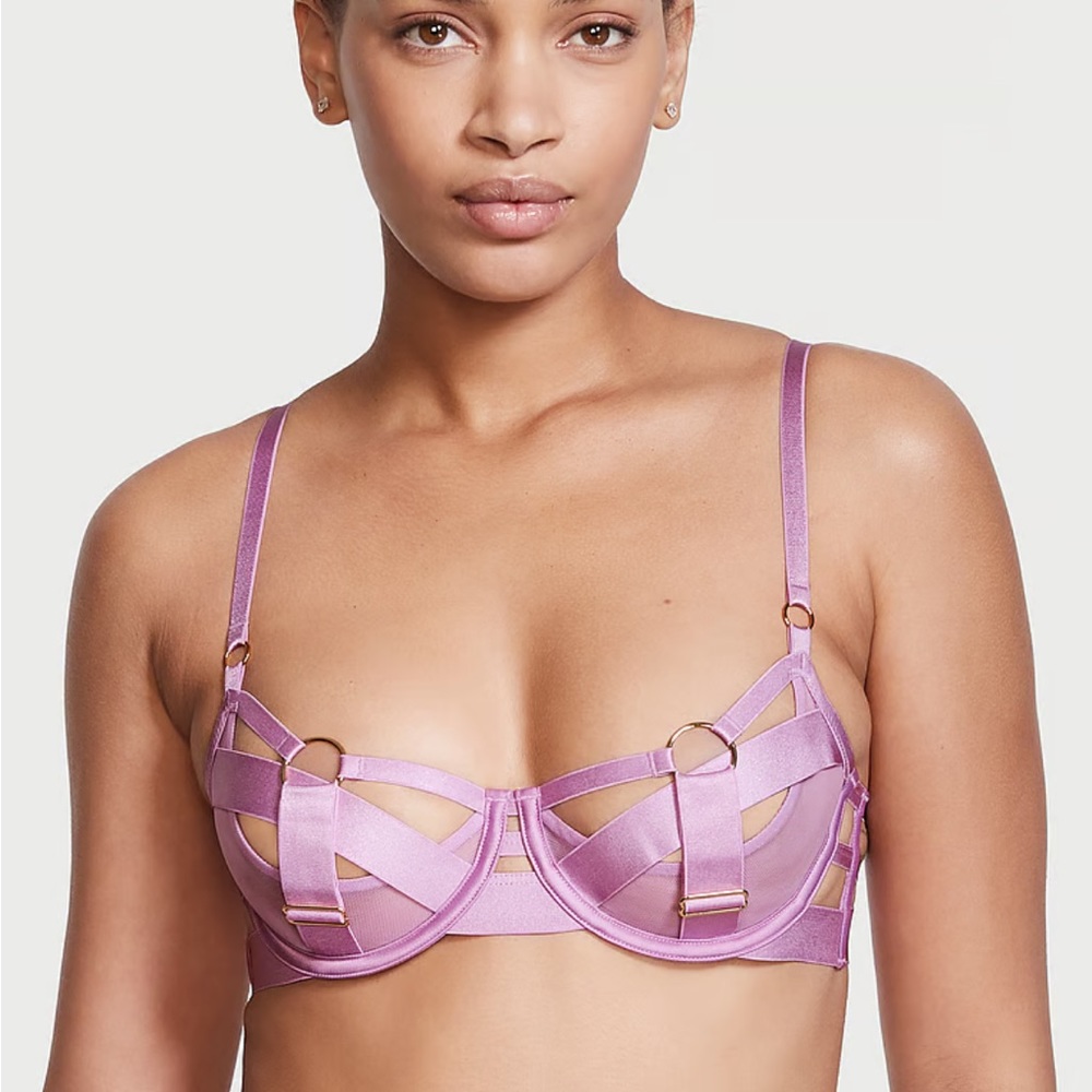NWT Victoria’s Secret Unlined Demi Strappy Cutout Bra